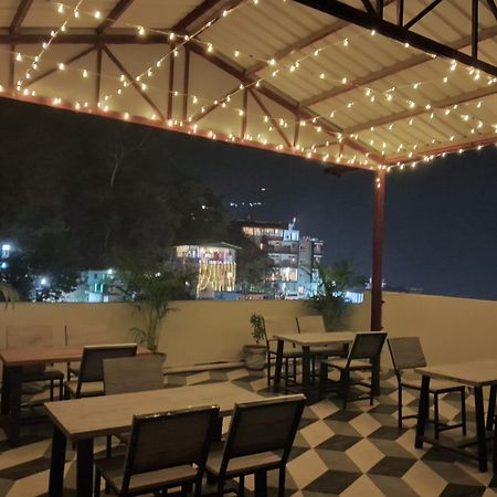 Hotel Hostel Vimal Ganga Rishīkesh المظهر الخارجي الصورة