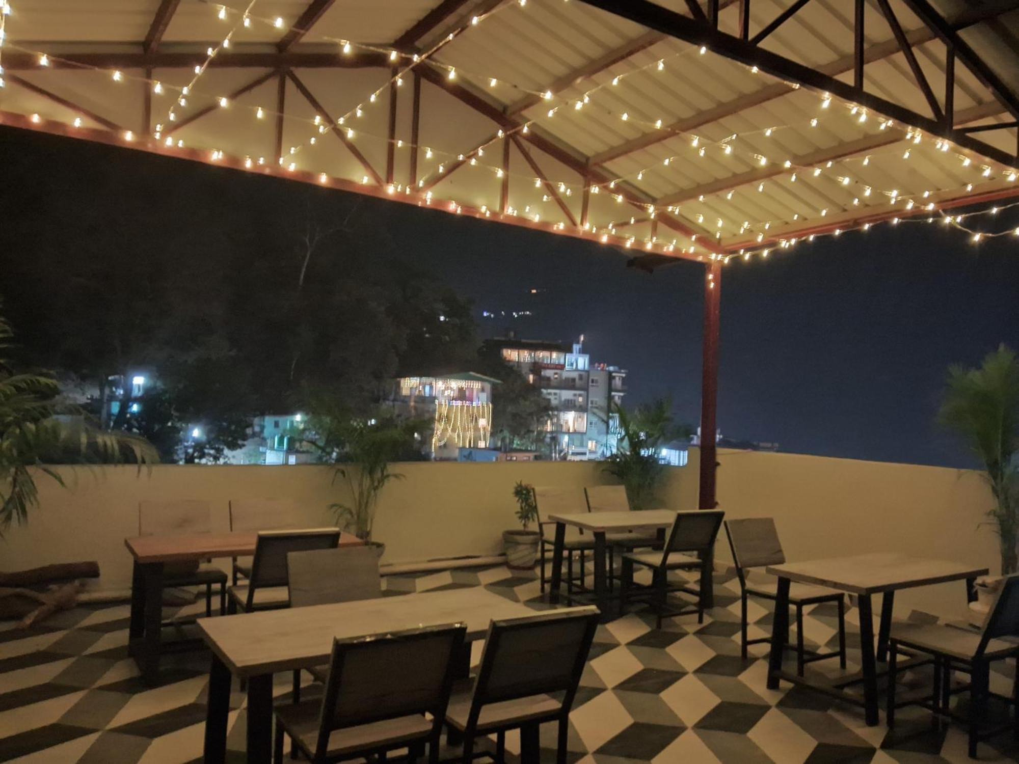 Hotel Hostel Vimal Ganga Rishīkesh المظهر الخارجي الصورة